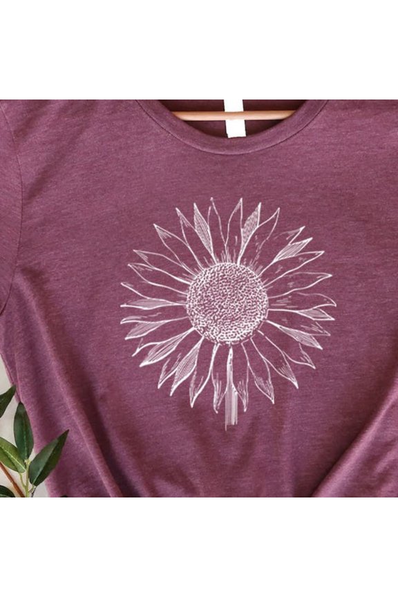 Daisy, Daisy Mom Shirt, Wildflower Shirt, Boho Shirt, Floral T-Shirt Gift, Birth Month Flower, Summer Shirt, Women Shirt, Flower Shirt Unisex S-5Xl Hot Trending Shirt, Vintage Birthday Gift