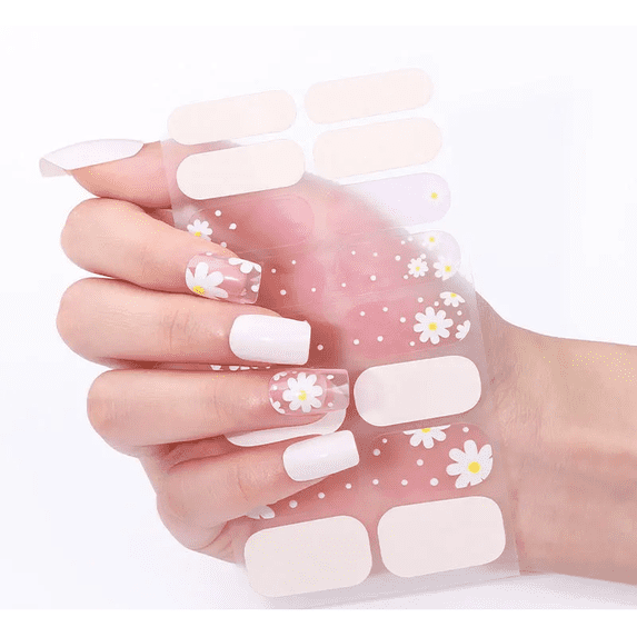 Daisy Dots Gel Nails