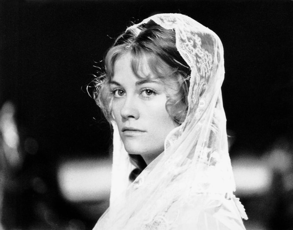 Daisy Miller Canvas Art - (28 x 22)