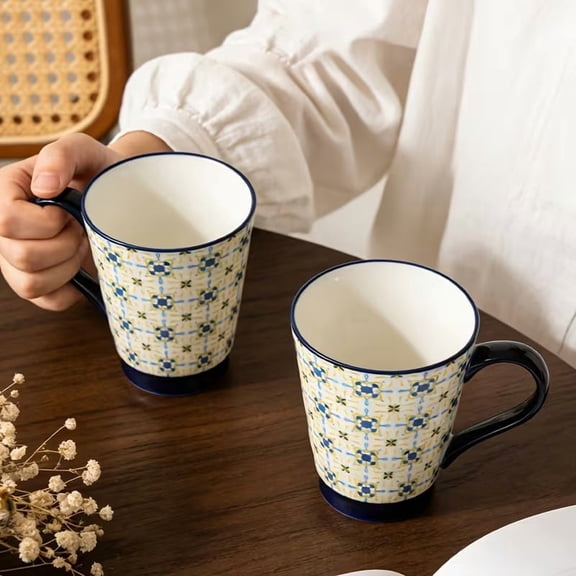 Daisy Patterned Bone China Mug 12oz Floral Tea Cup Elegant Coffee Mug for Home Kitchen Restaurant Use
