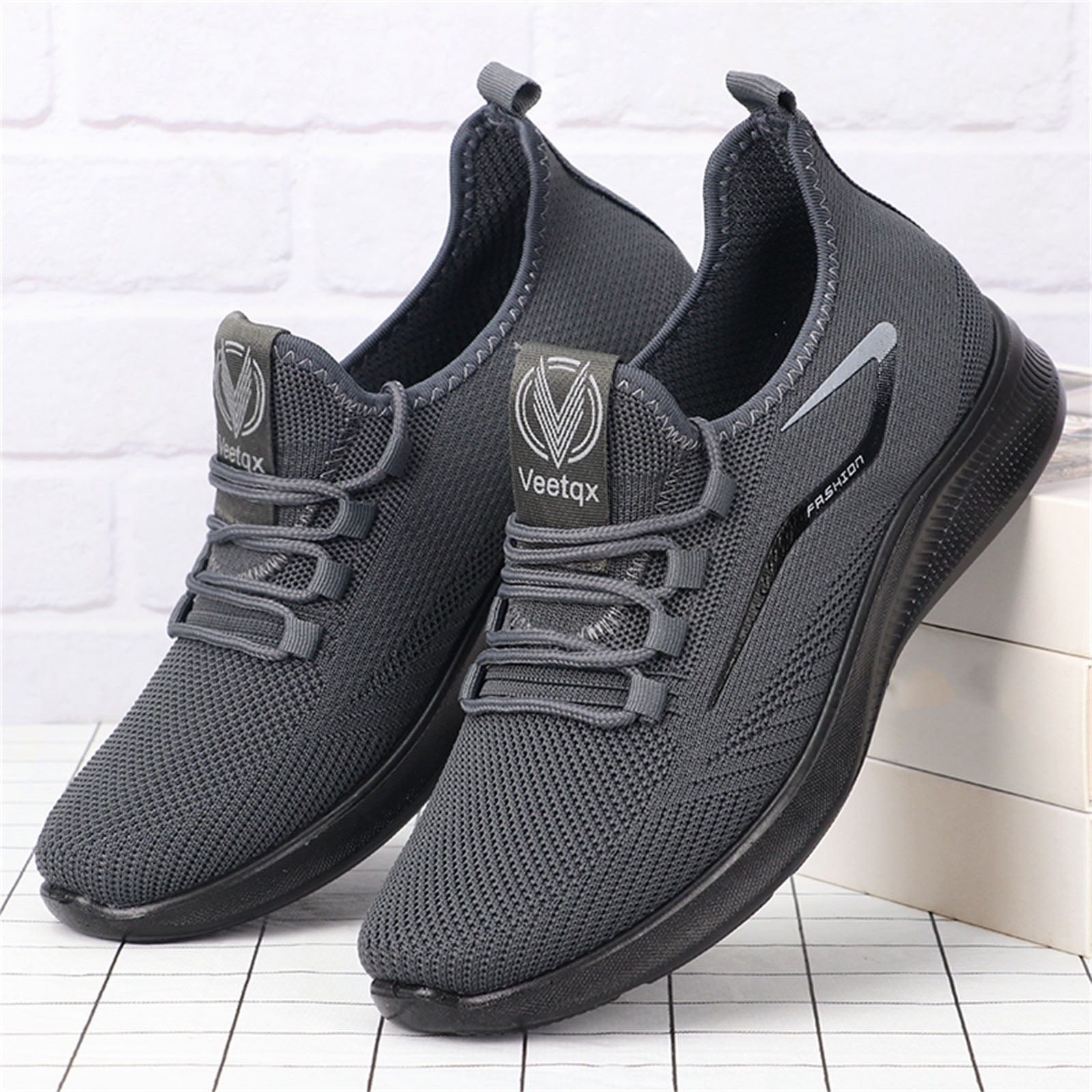 ?Men\'s Gradient Dark Grey Spandex Low Top Quick Dry Comfortable Lace up Shoes Stride Knit Lace-up // Grey Flyknit – A. VEER main image 3