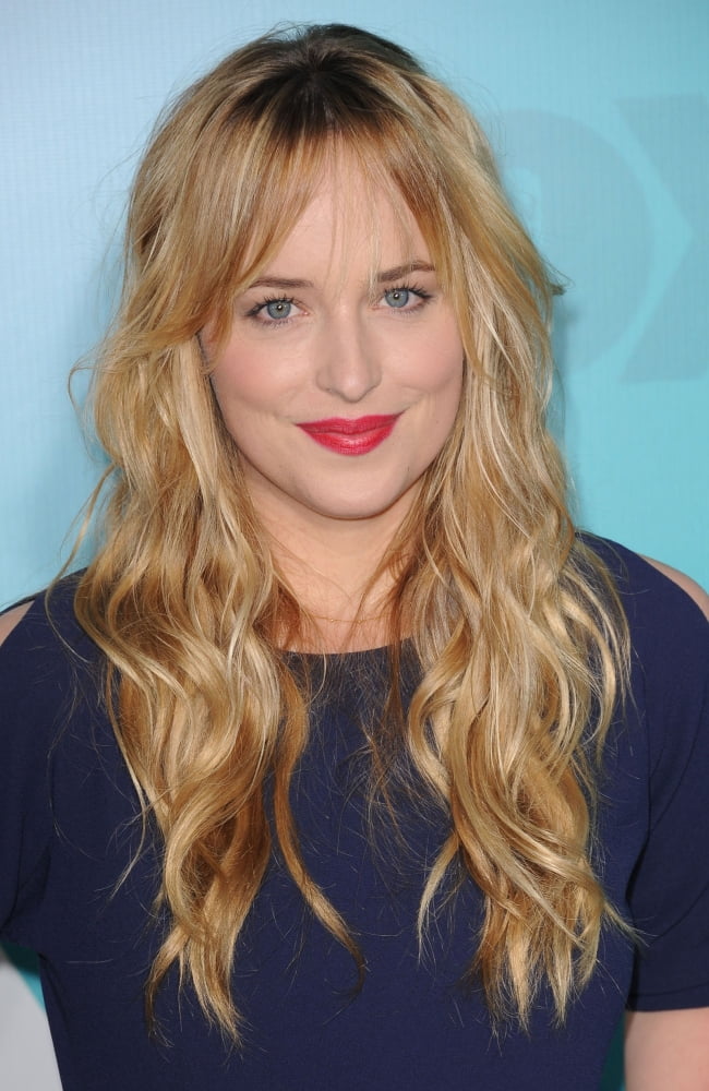 Dakota Johnson At Arrivals For Fox Network Upfronts Presentation 2012 Canvas Art - (16 x 20)