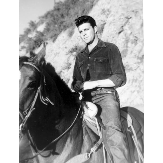Dale Robertson riding a horse Photo Print (24 x 30)