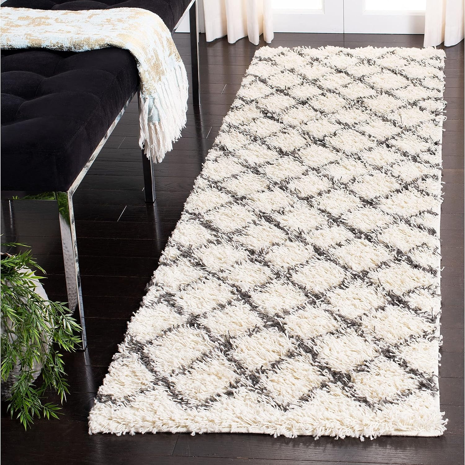 Dallas Collection Runner Rug 2'3" X 8', Ivory & Dark Grey, Trellis