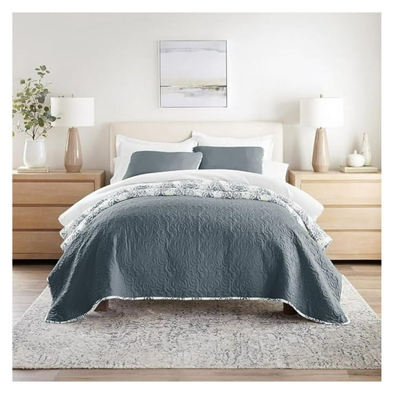 Damask Quilted Coverlet Set - Reversible Microfiber Quilt & Sham - Soft & Cozy Bedspread - All Season - Hypoallergenic - Decorative Bedroom Update