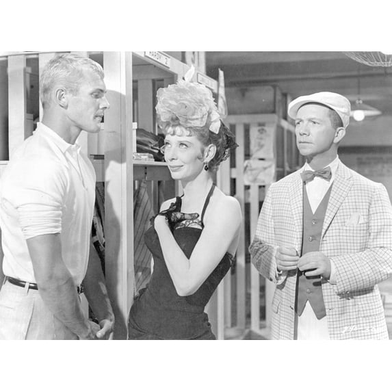 Damn Yankees Cast Gwen Verdon, Tub Hunter and Mickey Mantle in Black and White Photo Print (24 x 30)
