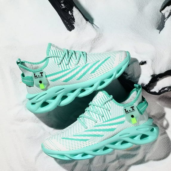 Damyuan Men's Snow Sports Shoes with Winter Plush Warm Outdoor Cotton Shoes Fashion Multi Color Sole Hollow Sports Shoes