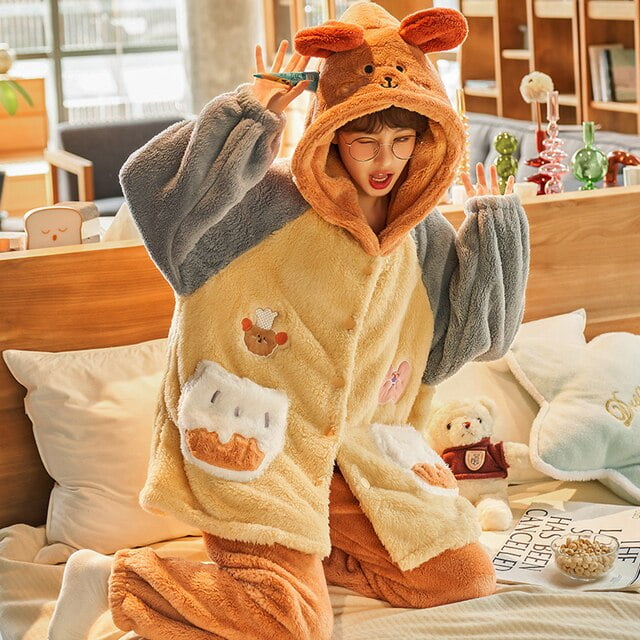 DanceeMangoo FUNISHI Women Sleepwear Cartoon Plush Pajama Set Medium Style  Winter Pajamas Plus Size Coral Fleece Loose Version Inspissate