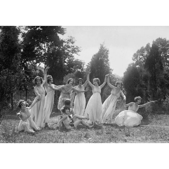 Dancers Of The National American Ballet Pose Outdoors For Washington History (24 x 18)