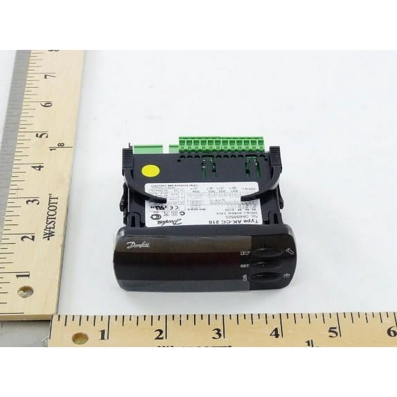 Danfoss 084B8520 - AK-CC210 230V TempController