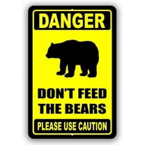 Dangerous Please Do Not Feed The Bear Metal Tin Sign - Vintage Aluminium Sign Funny Tin Sign Bar Restaurant Cafe Wall Decor Home Decor Art Poster "8 x 12" Inch,de11aA258