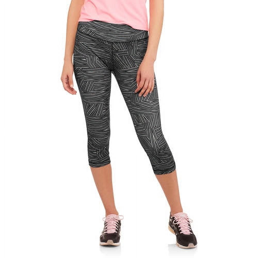 Danskin Now Women's Active Allover Print Performance Capri Legging 