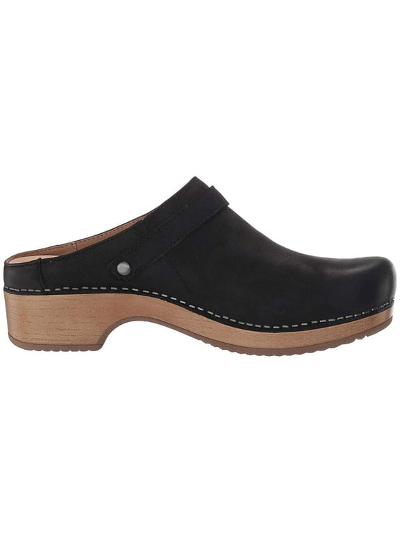 9421-101600: Woemn's Mule, Berry, Black Burnished Nubuck