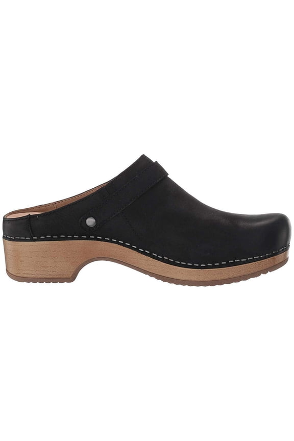 9421-101600: Woemn's Mule, Berry, Black Burnished Nubuck