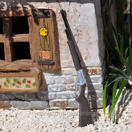 Darice Metal Rifle for Miniature Garden, Fairy Garden