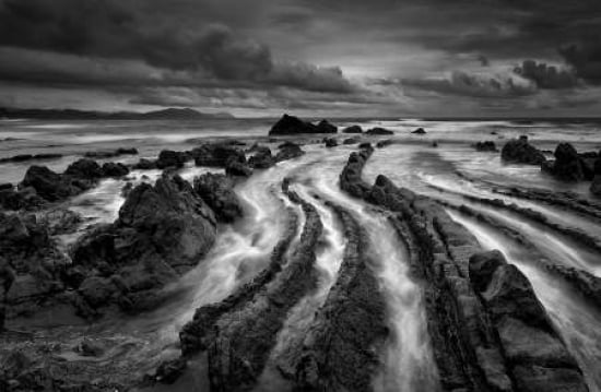 Dark Barrika Canvas Art - Antonio Carrillo Lopez (12 x 18)