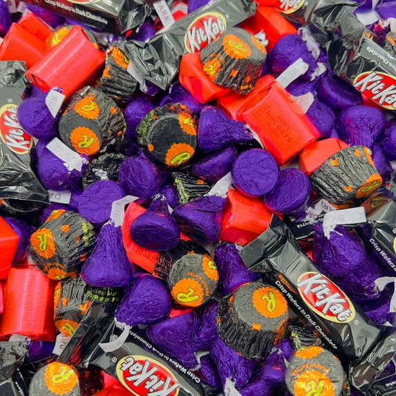 Dark Chocolate Candy Variety Mix - HERSHEY'S KISSES, KITKAT, NUGGETS Truffles, ReesesCups (4 Pound Bag - Approx. 160 Count)