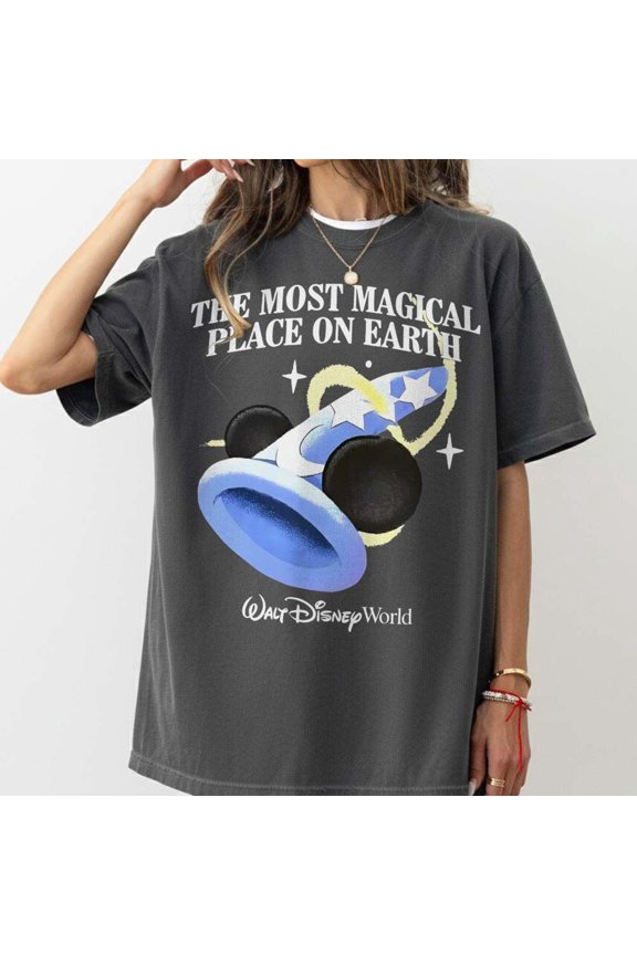 Dark Gray Wizard Hat Graphic T-Shirt Comfort Colors for a Magical Experience