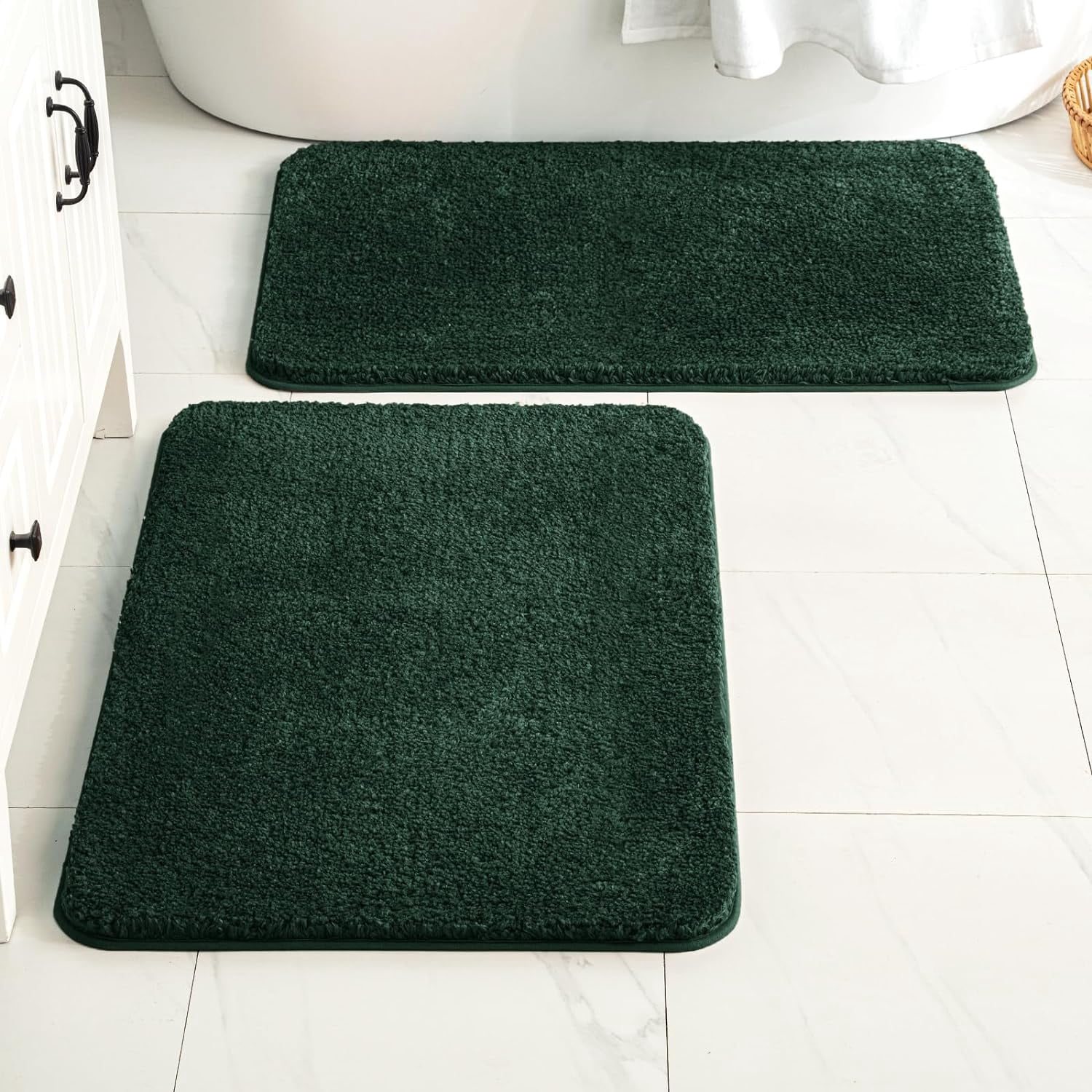 Dark Green Bathroom Rugs Set 2 Piece, Non Slip Bath Mat with Absorbent Microfiber, Ultra Soft Thick Rugs for Bathroom Floor Tub Shower Christmas Decor, Machine Washable (16 x 24 Inches)