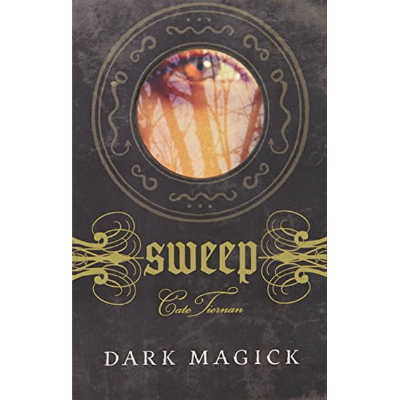 Pre-Owned Dark Magick (Sweep, No. 4) (Paperback) 0142409898 9780142409893
