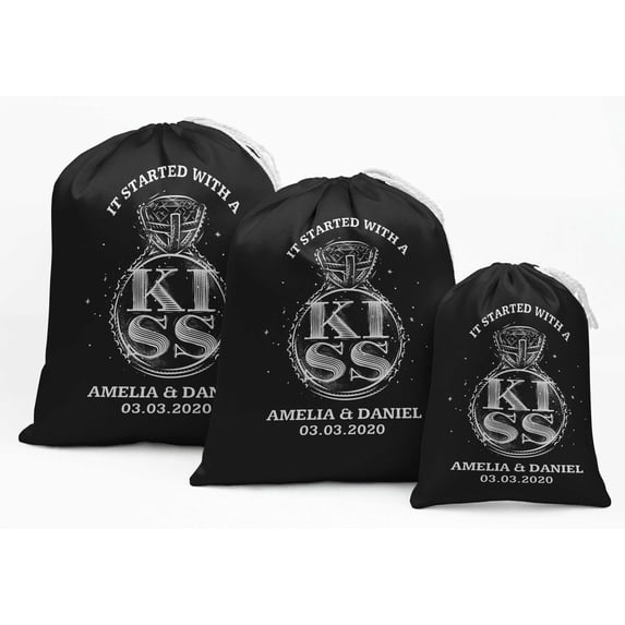 Darling Souvenir Black It Started With A Kiss Wedding Favor Custom Party Supplies Drawstring Pouches Favor Bags 15 Pieces