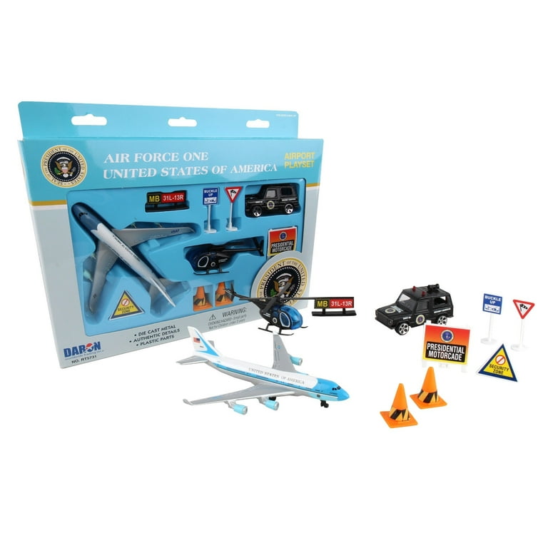 Daron Air Force One United States of America Airport Playset Tween