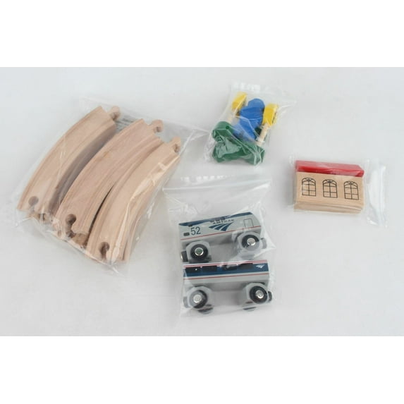 Daron Amtrak Wooden Train Set - 20 pieces