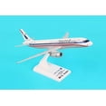 thumbnail image 1 of Daron Skymarks United A320 1/150 Friend Ship Model Aircraft, 1 of 1