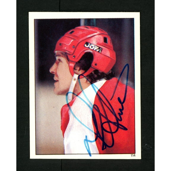 Darryl Sittler Autographed 1982-83 Topps Sticker Card #114 Philadelphia Flyers SKU #154110