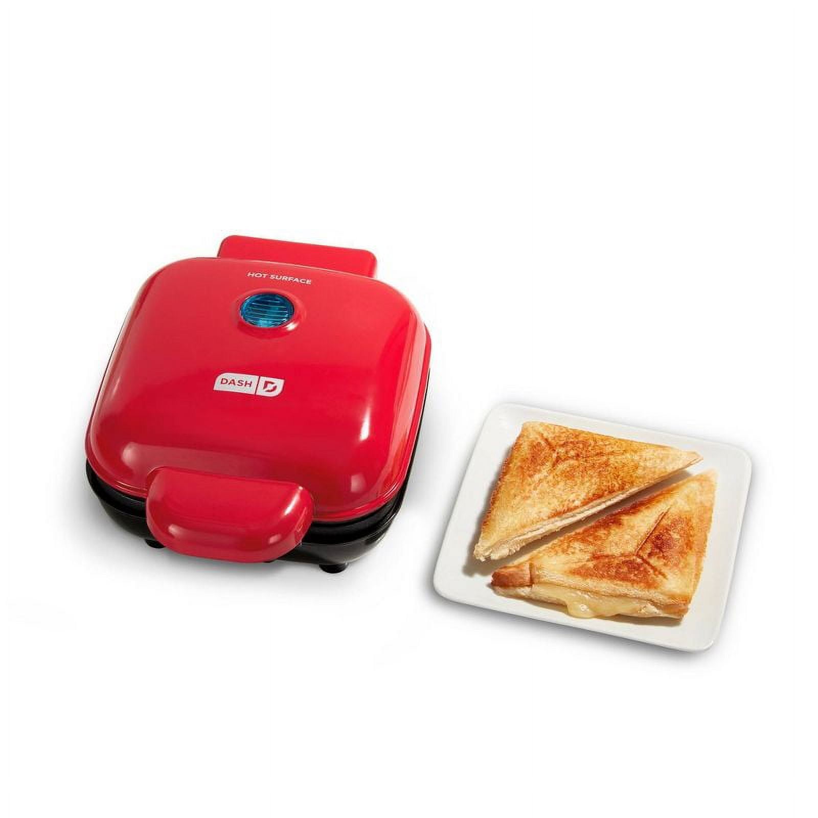 Dash 640 Watts Express Pocket Sandwich Maker, Red, DPM100