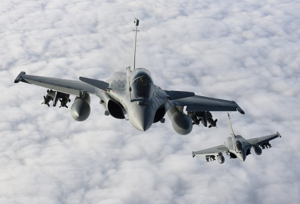 Dassault Rafale B of the French Air Force Canvas Art - Gert KromhoutStocktrek Images (17 x 12)