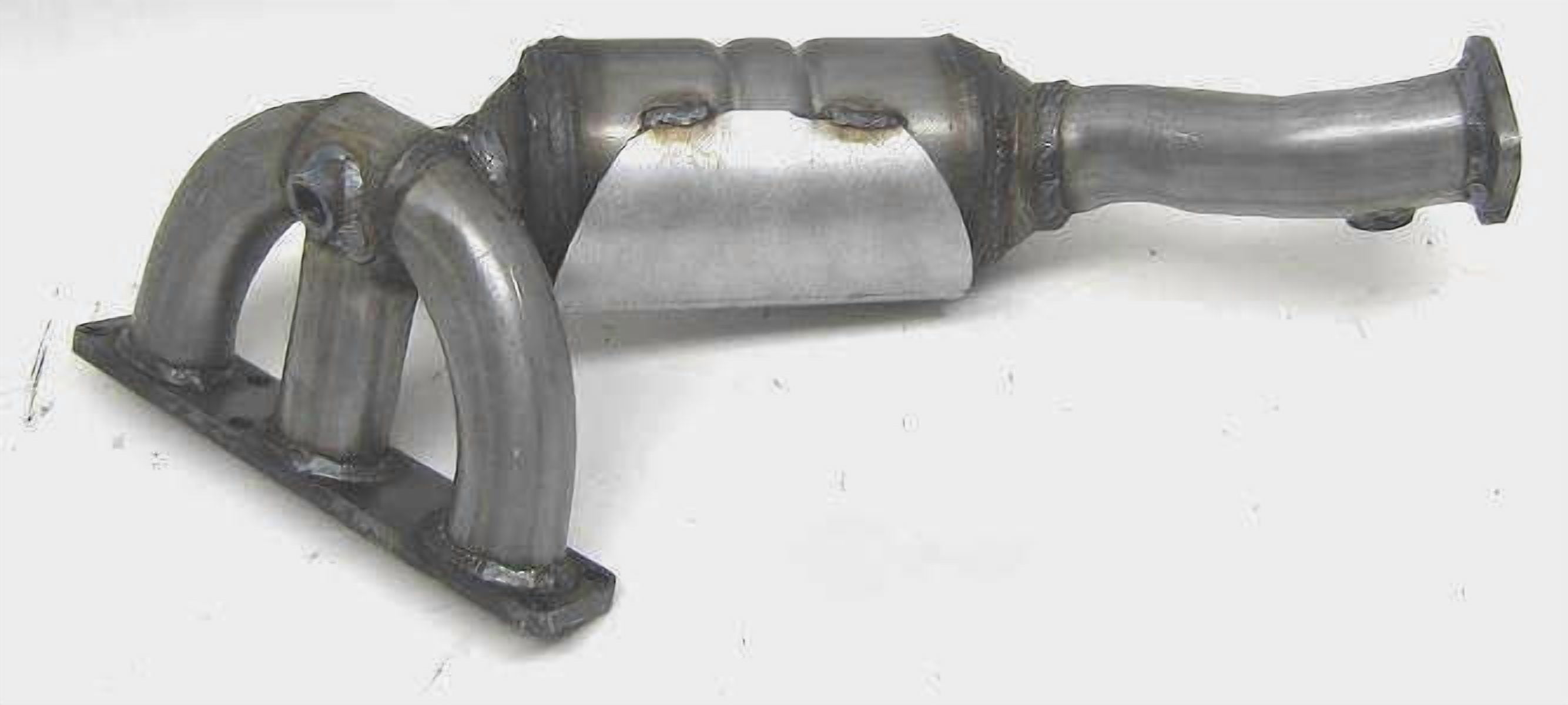 Davico Mfg 18119 Direct-Fit Catalytic Converter -Pre converter