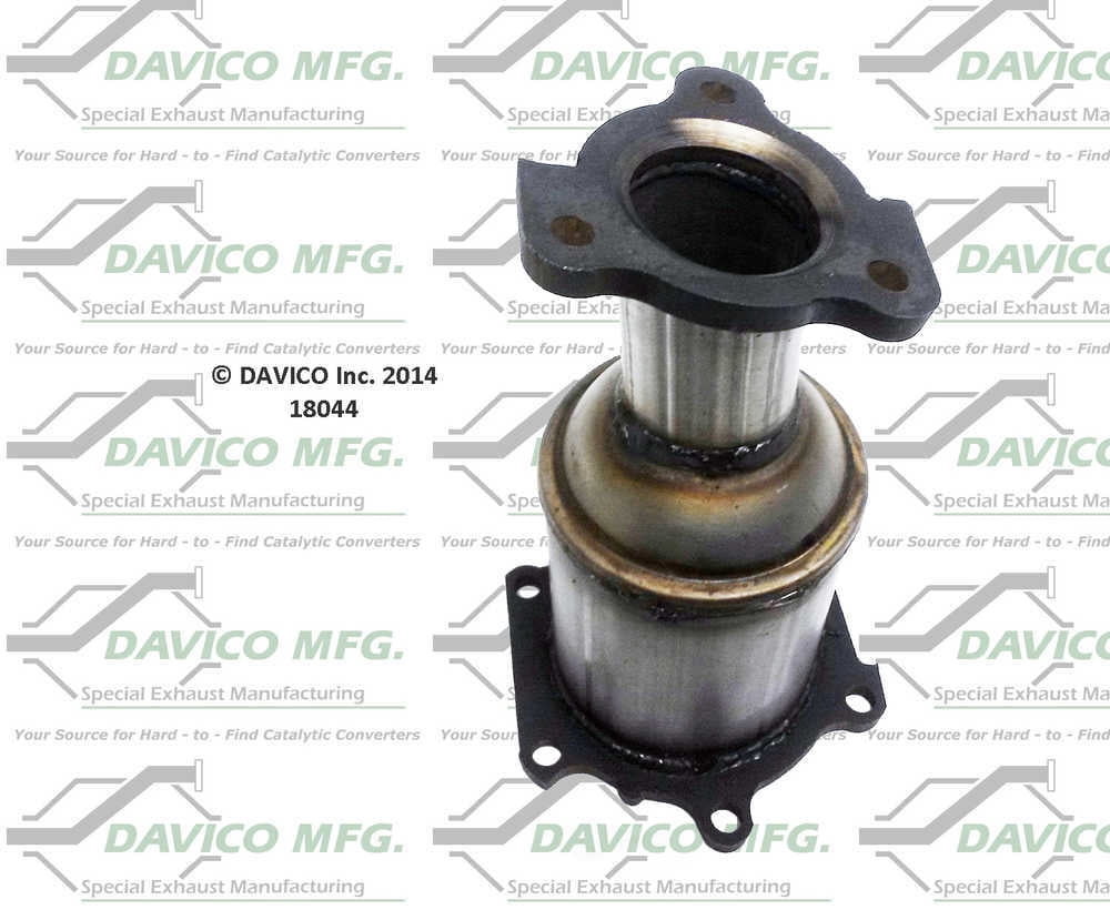 Davico Mfg Catalytic Converter P/N:18044 Fits select: 2001-2004 NISSAN PATHFINDER, 2001-2003 INFINITI QX4