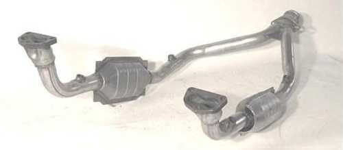Davico Mfg Catalytic Converter P/N:18098 Fits select: 1999-2004 LAND ROVER DISCOVERY II