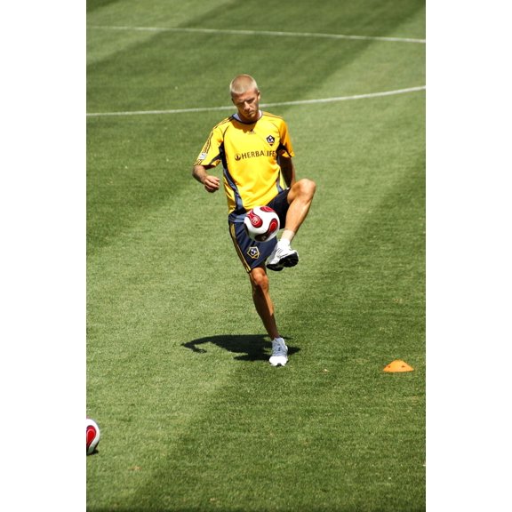 David Beckham On Location For La Galaxy Opening Training Session, Home Depot Center, Carson, Ca, July 16, 2007. Photo By Michael GermanaEverett Collection Celebrity (8 x 10)