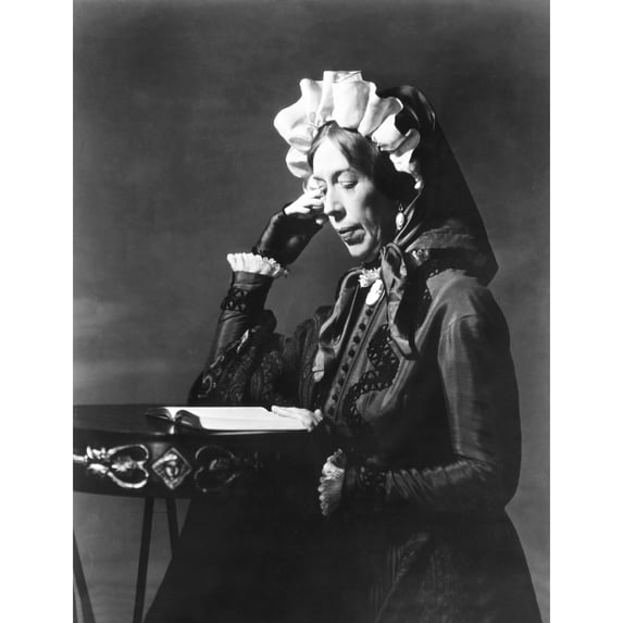 David Copperfield Edna May Oliver 1935 Photo Print (8 x 10)