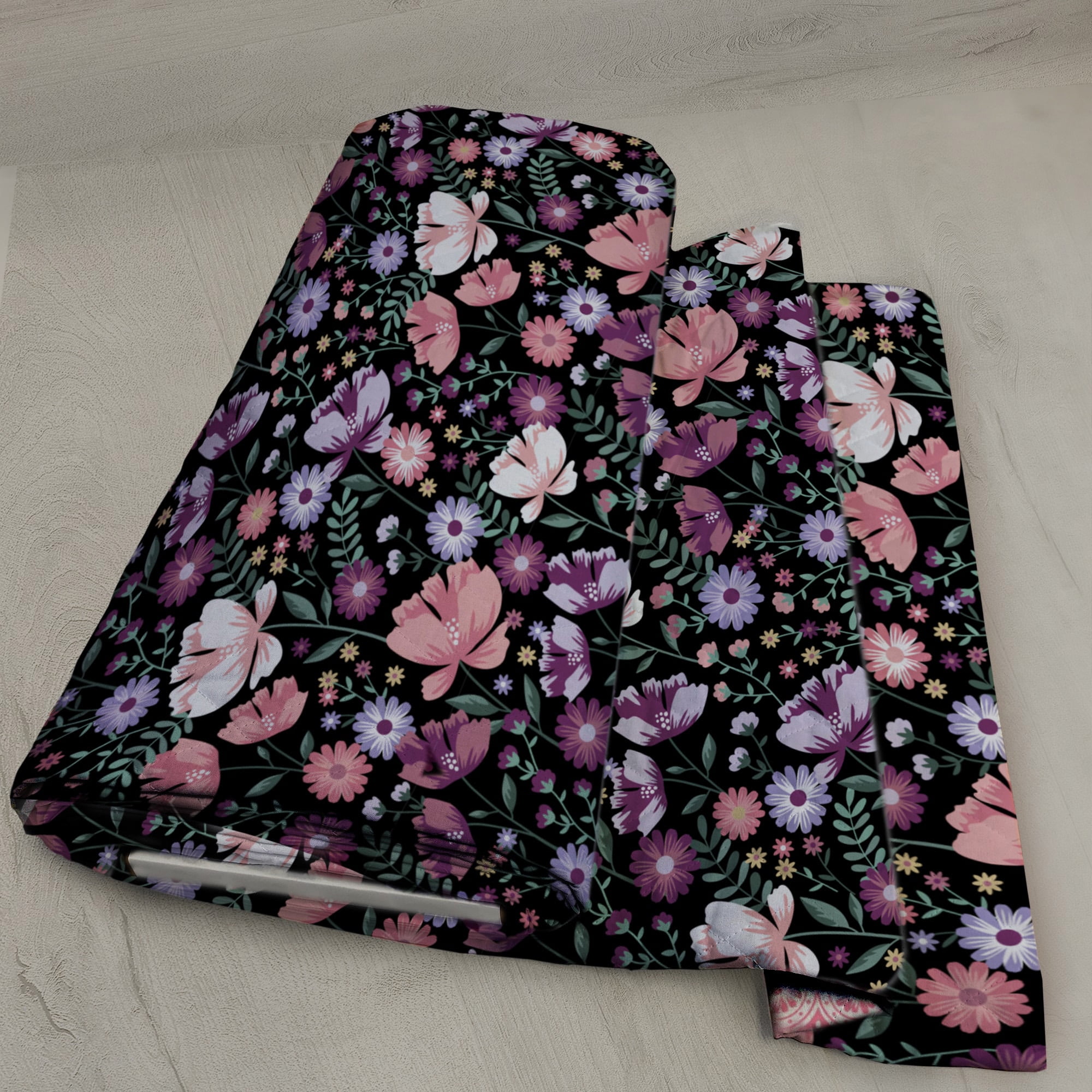 David Textiles 42" Cotton Doublefaced Quilt Garden Blooms Fabric 6 yd