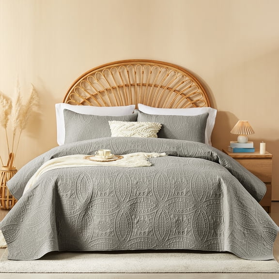 Davulos 2 Pieces Twin Quilt Bedding Set Lightweight Soft Bedspread Coverlet Coin Pattern for All Seasons,Grey(1 Quilt, 1 Shams)