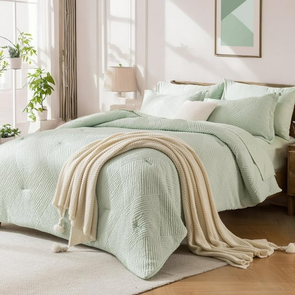 Davulos 7 Pieces Green Bed in a Bag Queen Comforter Set, Soft Shabby Chic Bedding Set Geometric Boho Bohemian Bed Set with Comforter, Sheets, Pillowcases & Sham