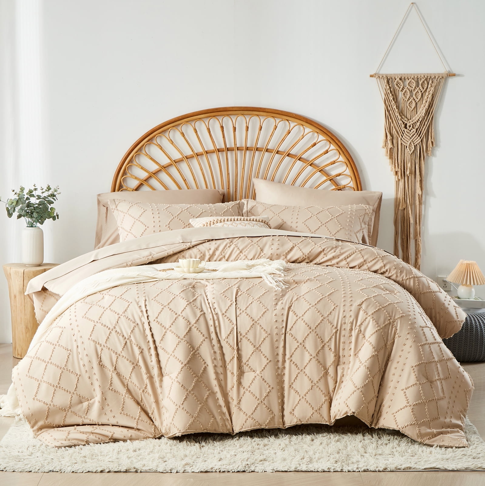 Davulos Beige Queen Size Comforter Sets, Bed in a Bag 7 Pieces Boho Tufted Bed Set, Shabby Chic Bedding with Comforter, Sheet, Pillowcases & Shams