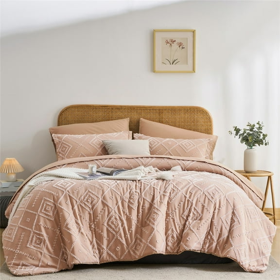 Davulos Blush Tufted Queen Comforter Set 7 Piece Bed in a Bag, Shabby Chic Boho Comforter and Sheet Set, Soft Microfiber Complete Bedding Set for All Season(Pink, Queen)