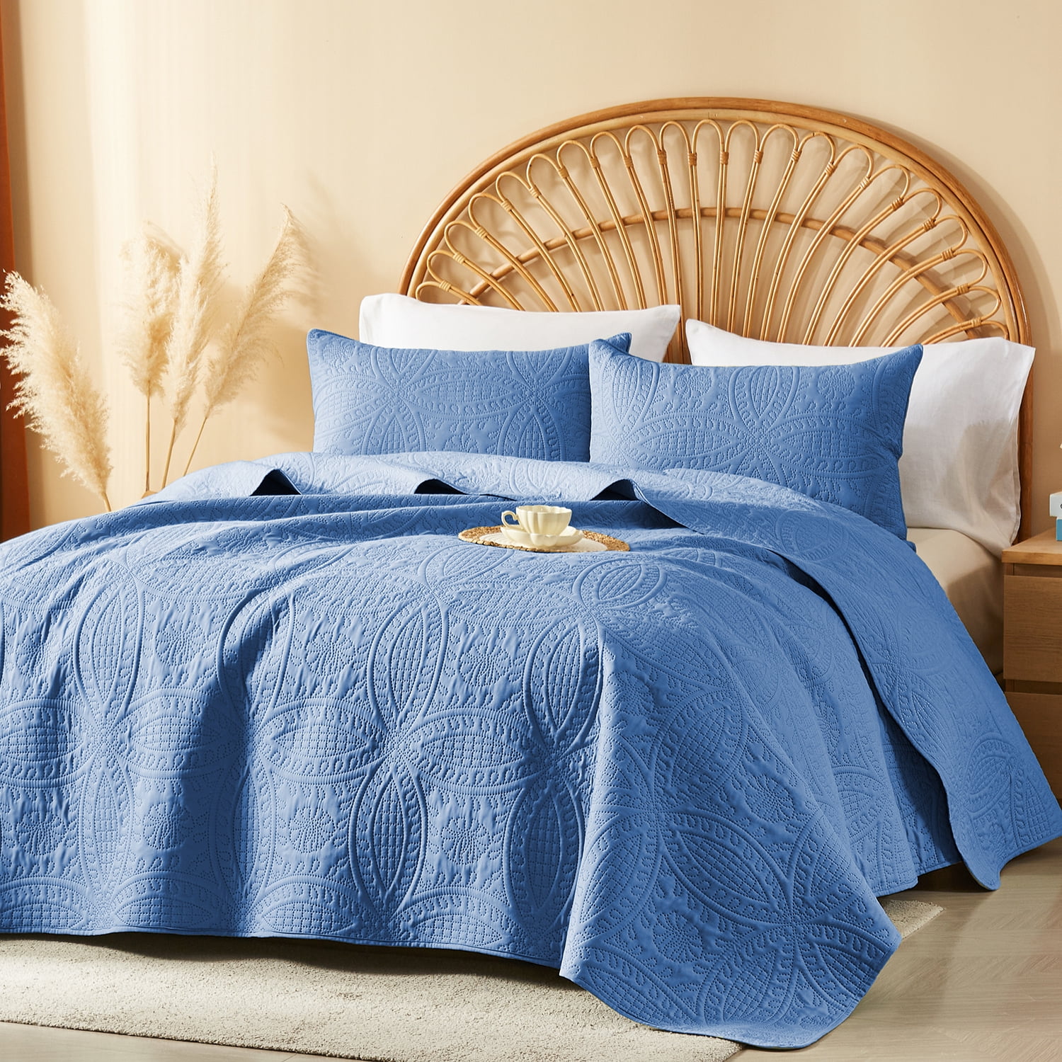 Davulos Full/Queen Quilt Set Dark Blue, Ultrasonic Embossed Bedspread