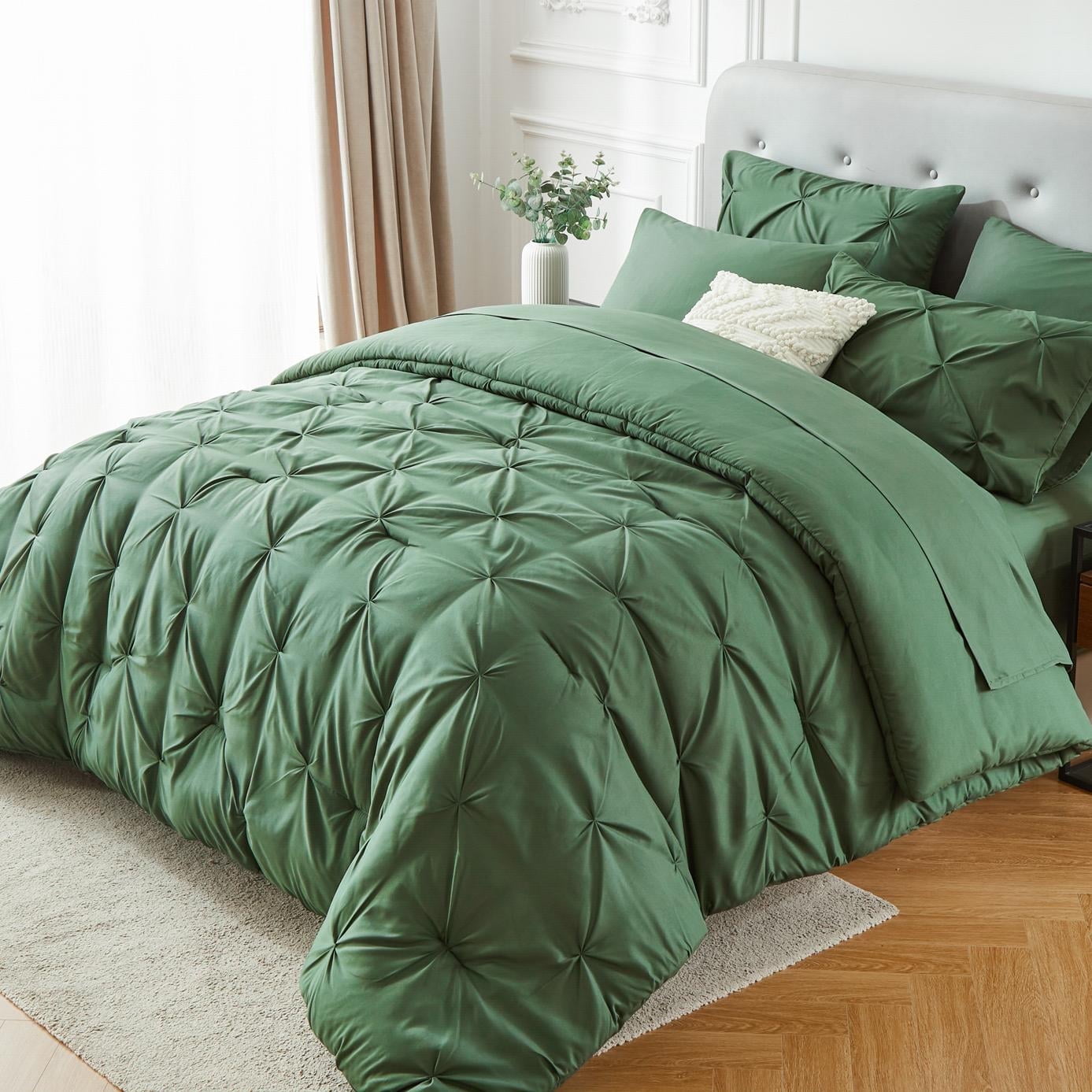Davulos Queen Size Comforter Set,7 Pieces Dark Green Bedding Sets for All Season Bed in a Bag with Comforter ,Flat Sheet ,Fitted Sheet ,Pillowcases & Shams - Walmart.com