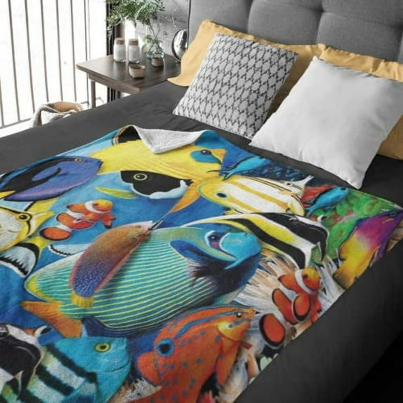 Dawhud Direct 50"x60" Tropical Fish Fleece Blanket for Bed, Sealife Throw Blanket for Women, Men & Kids
