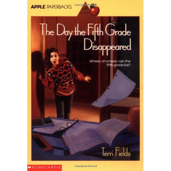 Pre-Owned Day The Fifth Grade Disappeared (Paperback) 059045403X 9780590454032