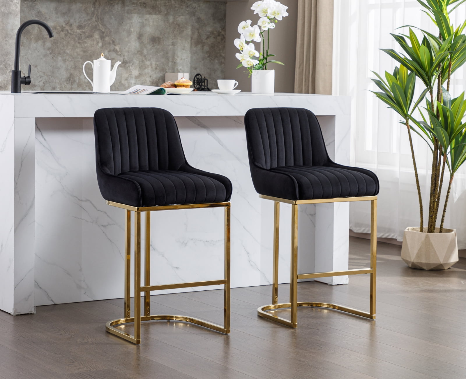 Dayalane Counter Height Bar Stools Set of 2, Velvet Upholstered Kitchen Barstools with Back and Gold Base, 26 " Modern Elegant Island Chairs for Restaurant Bar Dining Room, Black