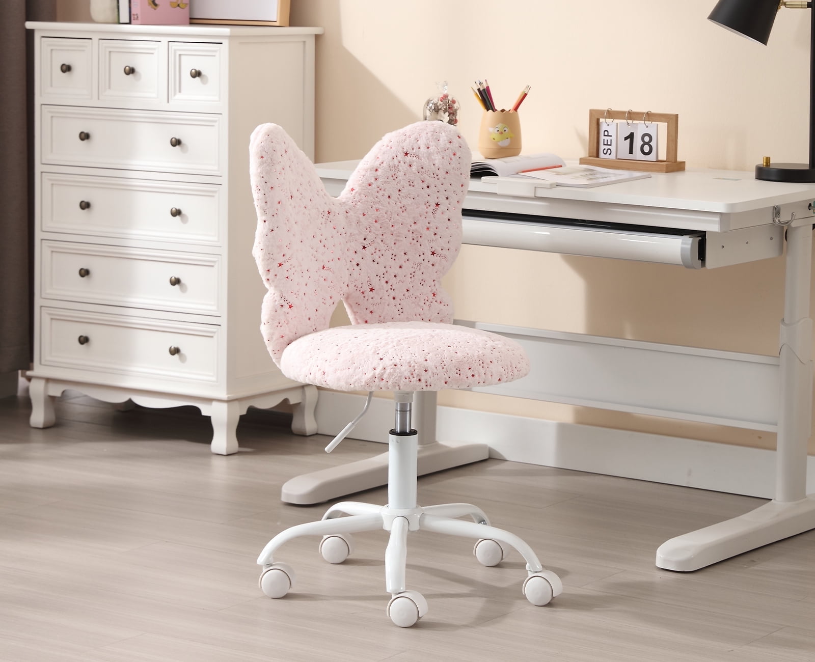 Dayalane Kids Desk Chair, Butterfly Faux Fur Girls Study Chair