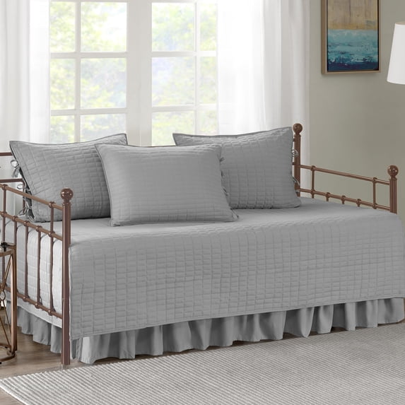 Daybed Cover 5-Piece 75"x39", Luxe Reversible Quilted All Season Bedding With Bedskirt Matching Shams