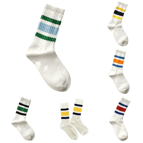 Daznico Unisex Couple Vertical Ribbed Triple Stripe Mid Calf Crew Socks Thick Soft Knit Comfort Stockings Retro Sporty Japanese Style for Daily Casual Street Wear