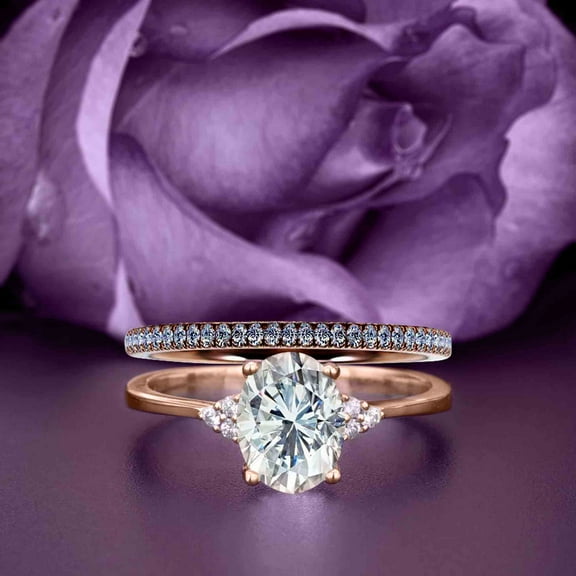 Dazzling Minimalist 2.00 Carat Oval Cut Diamond Moissanite Engagement Ring, Wedding Ring, One Matching Band in Silver With 18k Rose Gold Plating Gift For Loveria, Promise Ring, Anniversary Gift Idea